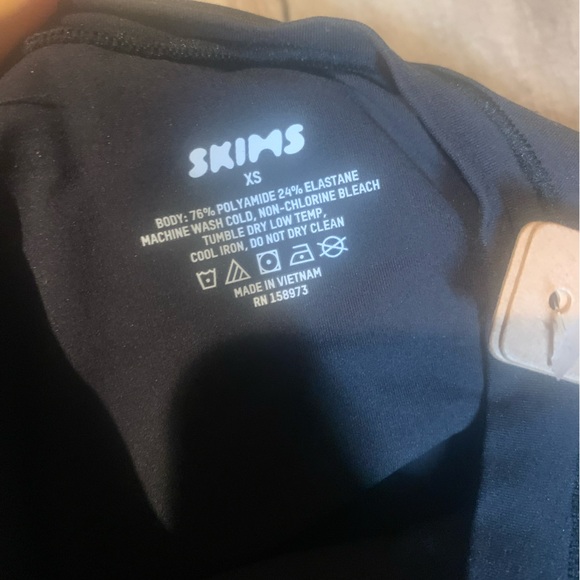 Skims bodysuit - Picture 4 of 4